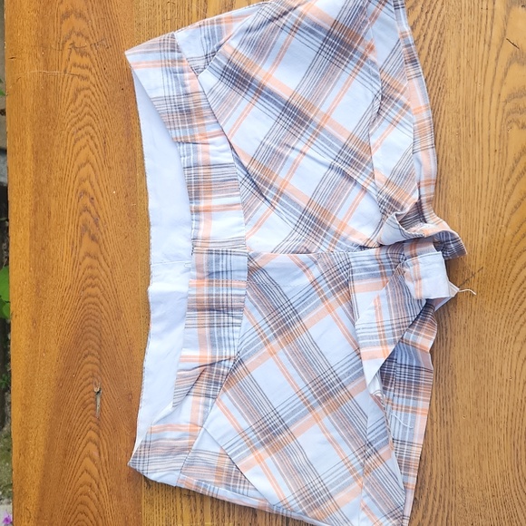 TEEN JUNIOR Girl, Sz M, Summer, Spring, Vacation, Plaid, Khaki, Jean Mini Shorts - Picture 5 of 7